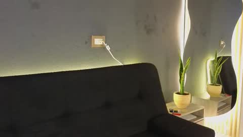 Snapshot of jaybrown_1 chatting on 10-28-25, 12:52 Jay online show from 10-28-25, 12:52