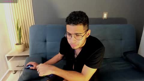 Snapshot of jaybrown_1 chatting on 11-29-25, 11:24 Jay online show from 11-29-25, 11:24