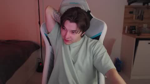 Jayce online show from 09-27-25, 04:50