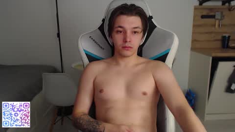 Jayce online show from 10-25-25, 04:20