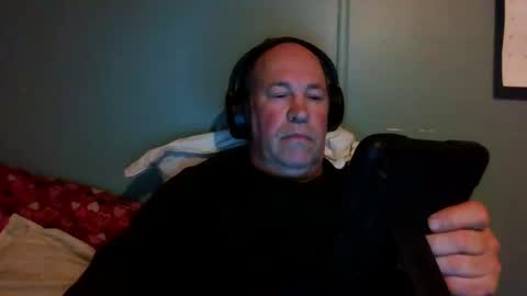 Snapshot of jaycu1962 chatting on 12-03-24, 07:10 Jay online show from 12-03-24, 07:10