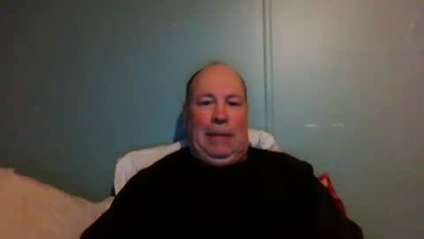 Snapshot of jaycu1962 chatting on 02-20-25, 12:41 Jay online show from 02-20-25, 12:41