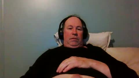 Snapshot of jaycu1962 chatting on 09-13-25, 06:13 Jay online show from 09-13-25, 06:13