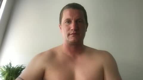 Snapshot of jaycup1989 chatting on 05-10-26, 04:34 jaycup1989 online show from 05-10-26, 04:34
