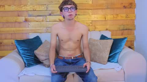 JONATHAN online show from 04-27-26, 08:18