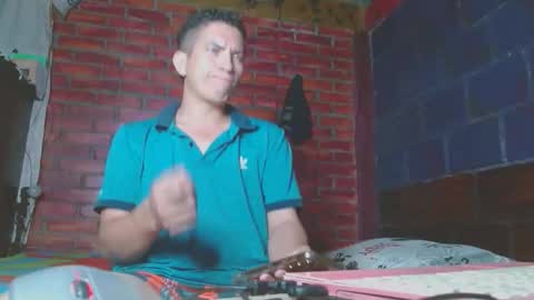 Snapshot of jayden_noah chatting on 02-17-26, 12:40 Manuel alvarez online show from 02-17-26, 12:40