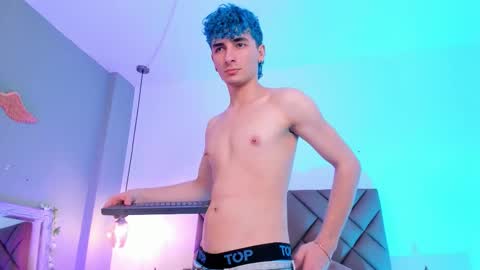 jaydenvillalobos online show from 10-08-25, 01:53