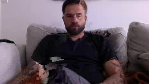 jayg333 online show from 07-10-26, 01:47