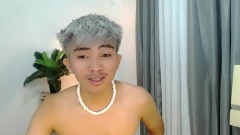 jaysee_hugecox online show from 04-16-26, 10:38