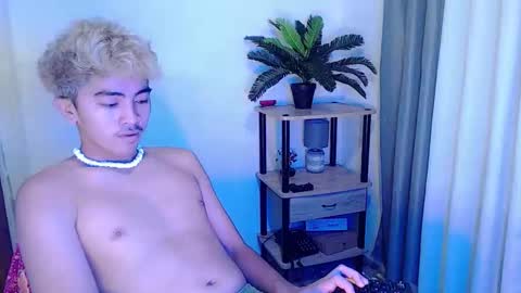 jaysee_hugecox online show from 05-09-26, 06:51