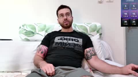 Snapshot of jayxcee_official chatting on 03-07-25, 04:02 jayxcee OFFICIAL online show from 03-07-25, 04:02