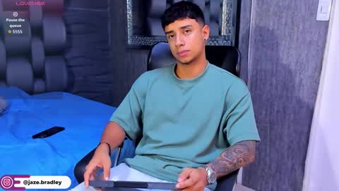 jaze_bradley online show from 10-03-25, 11:29