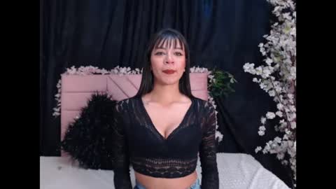 Snapshot of jazmin_crown chatting on 08-01-26, 12:26 jazmin_crown online show from 08-01-26, 12:26