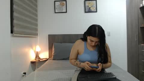 Snapshot of jazmin_dharius chatting on 05-19-26, 06:53 Jazmin and Scarlett online show from 05-19-26, 06:53
