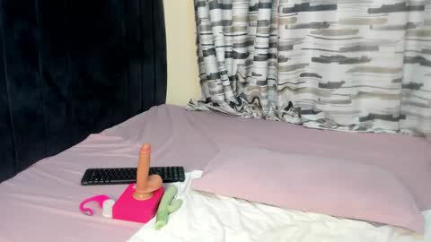 Snapshot of jazmin_jade chatting on 04-04-26, 03:16 jazmin_jade online show from 04-04-26, 03:16