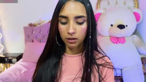 Snapshot of jazmin_tay chatting on 01-11-25, 07:16 Jazmin online show from 01-11-25, 07:16