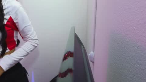 Snapshot of jazmin_tay chatting on 01-23-25, 07:40 Jazmin online show from 01-23-25, 07:40