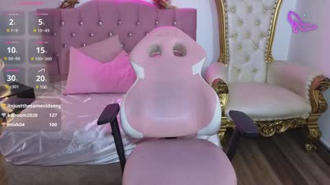 Snapshot of jazmin_tay chatting on 02-06-25, 10:21 Jazmin online show from 02-06-25, 10:21