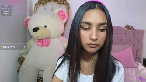 Snapshot of jazmin_tay chatting on 02-13-25, 07:21 Jazmin online show from 02-13-25, 07:21