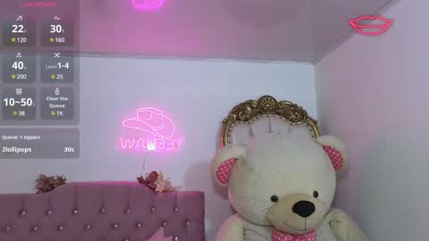 Snapshot of jazmin_tay chatting on 02-25-25, 01:52 Jazmin online show from 02-25-25, 01:52