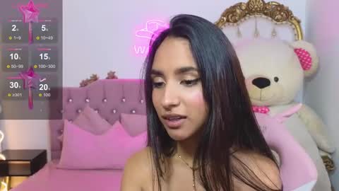 Snapshot of jazmin_tay chatting on 03-12-25, 01:25 Jazmin online show from 03-12-25, 01:25