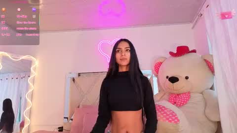 Snapshot of jazmin_tay chatting on 10-10-25, 11:53 Jazmin online show from 10-10-25, 11:53