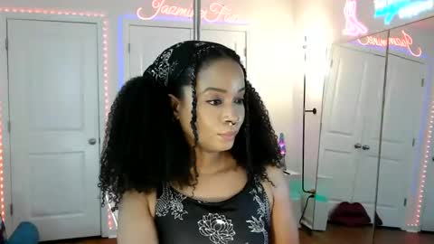 Snapshot of jazminefox chatting on 05-05-26, 04:15 Jazmine Fox online show from 05-05-26, 04:15