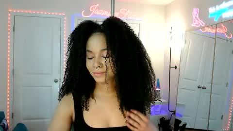 Snapshot of jazminefox chatting on 06-03-26, 06:02 Jazmine Fox online show from 06-03-26, 06:02