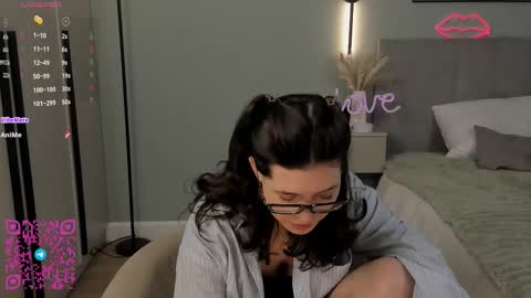 Mira the personal mirage D online show from 09-30-25, 07:41