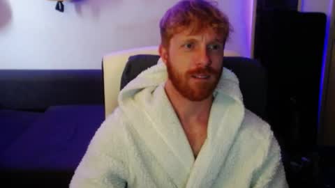 Snapshot of jb_cams chatting on 01-10-25, 11:33 jb_cams online show from 01-10-25, 11:33