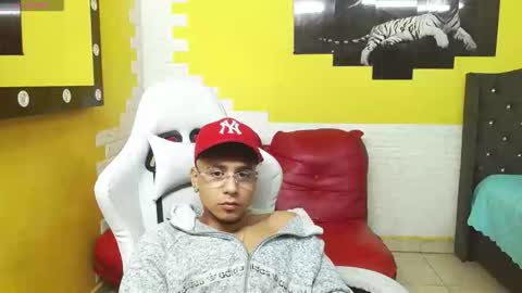 Snapshot of jbarto_ chatting on 06-05-26, 06:09 jbarto_ online show from 06-05-26, 06:09