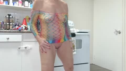 JCcurves online show from 12-19-24, 05:29