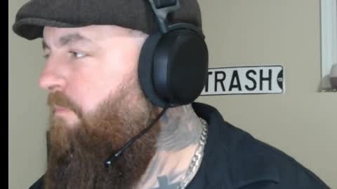 Snapshot of jcslayer88 chatting on 10-11-25, 02:33 Jack online show from 10-11-25, 02:33