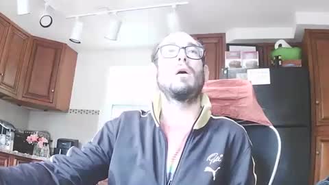 Snapshot of jd19852 chatting on 10-05-25, 03:43 jd19852 online show from 10-05-25, 03:43