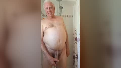 Snapshot of jdegroot056 chatting on 06-25-26, 01:26 Daddy J online show from 06-25-26, 01:26