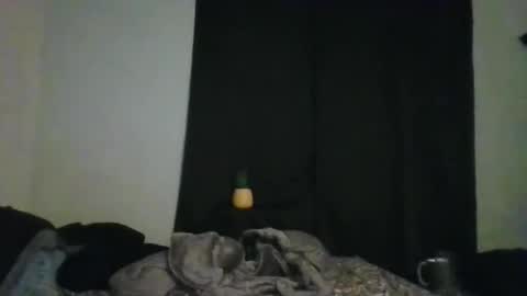 Snapshot of jdizle_1 chatting on 11-18-25, 02:06 jdizle_1 online show from 11-18-25, 02:06