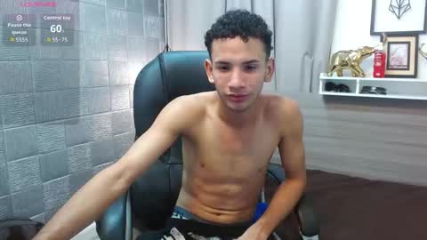 jdwhite18 online show from 02-28-26, 01:06