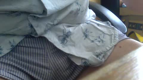 Snapshot of jean169336 chatting on 06-13-26, 12:25 jean169336 online show from 06-13-26, 12:25