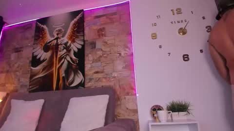 Snapshot of jean_lopez chatting on 09-26-25, 04:16 Jean axelcrow Modelo Independiente online show from 09-26-25, 04:16