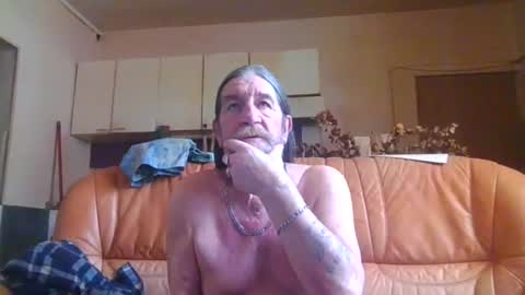 Snapshot of jeanclaude1959 chatting on 07-19-26, 10:19 jeanclaude1959 online show from 07-19-26, 10:19