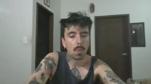 jeannno666 online show from 10-20-25, 01:39