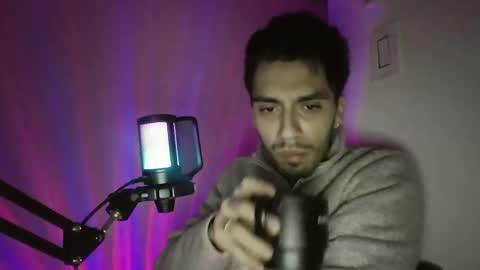 jean pier bello Silva online show from 02-10-25, 07:04