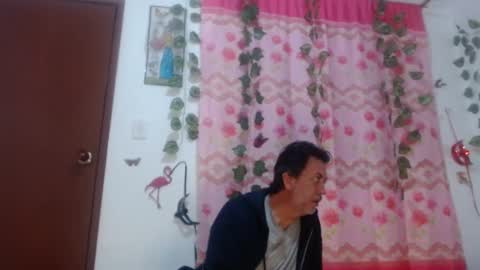 jeans_and_emma online show from 03-09-25, 01:25