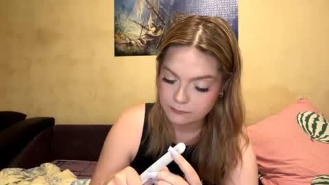 Snapshot of jeanscherich chatting on 07-20-26, 10:07 Sandra online show from 07-20-26, 10:07