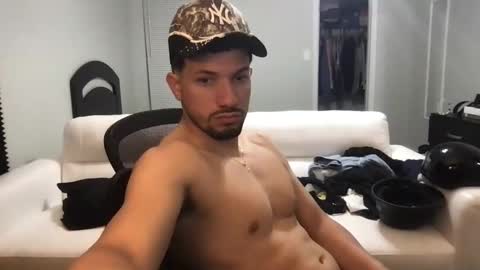 Snapshot of jeanwhitebianco chatting on 10-20-25, 10:38 jeanwhitebianco online show from 10-20-25, 10:38