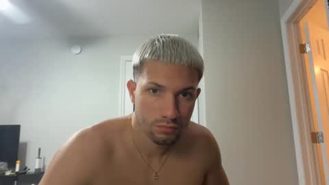 Snapshot of jeanwhitebianco chatting on 06-02-26, 04:31 jeanwhitebianco online show from 06-02-26, 04:31