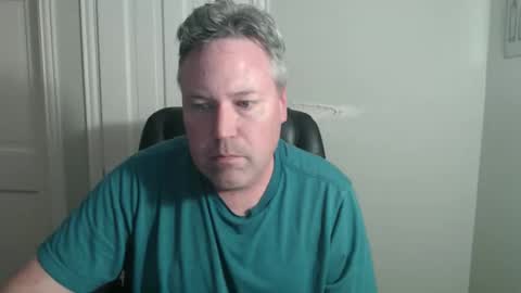 Snapshot of jeb5150 chatting on 11-20-25, 04:01 JE online show from 11-20-25, 04:01