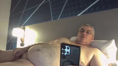 dadbody71 online show from 03-09-25, 05:55