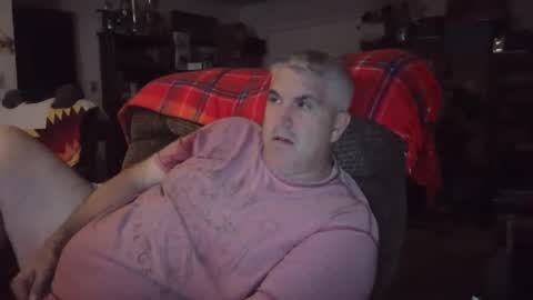 dadbody71 online show from 04-18-26, 03:43