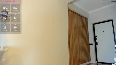 Snapshot of jee__son chatting on 12-17-24, 01:27 jee__son online show from 12-17-24, 01:27